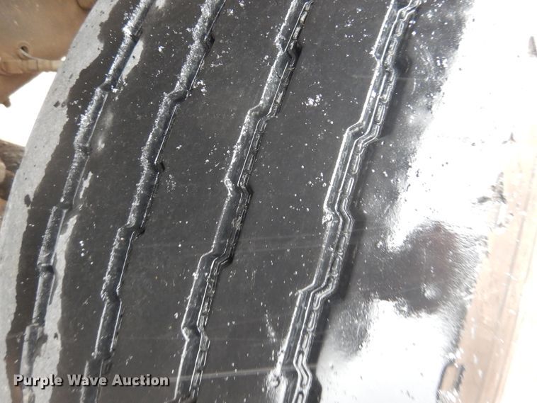 image for item DJ4817 2005 International Paystar 5500i  ready mix truck