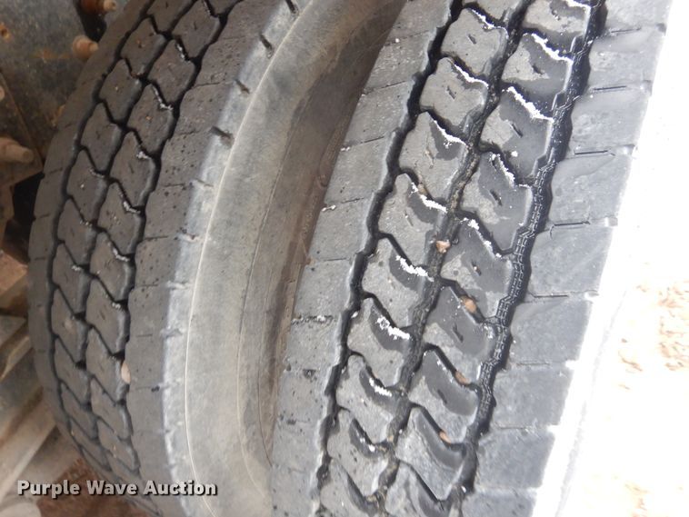 image for item DJ4817 2005 International Paystar 5500i  ready mix truck