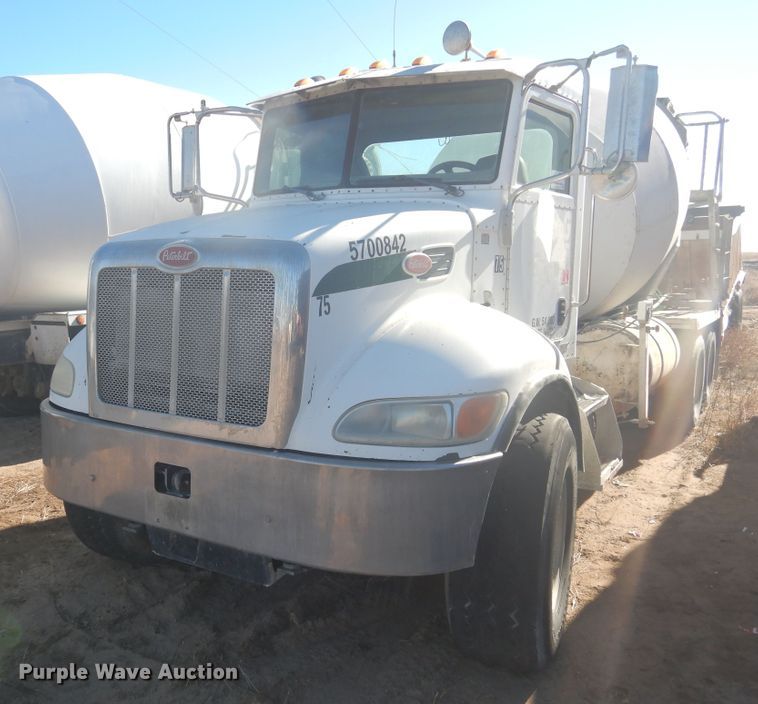 image for item DJ4818 2008 Peterbilt 340  ready mix truck