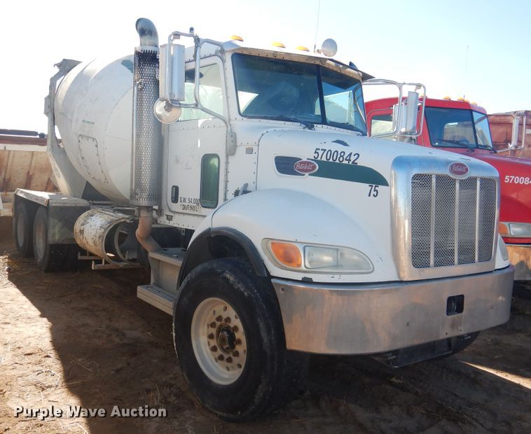 image for item DJ4818 2008 Peterbilt 340  ready mix truck