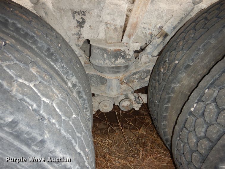 image for item DJ4818 2008 Peterbilt 340  ready mix truck