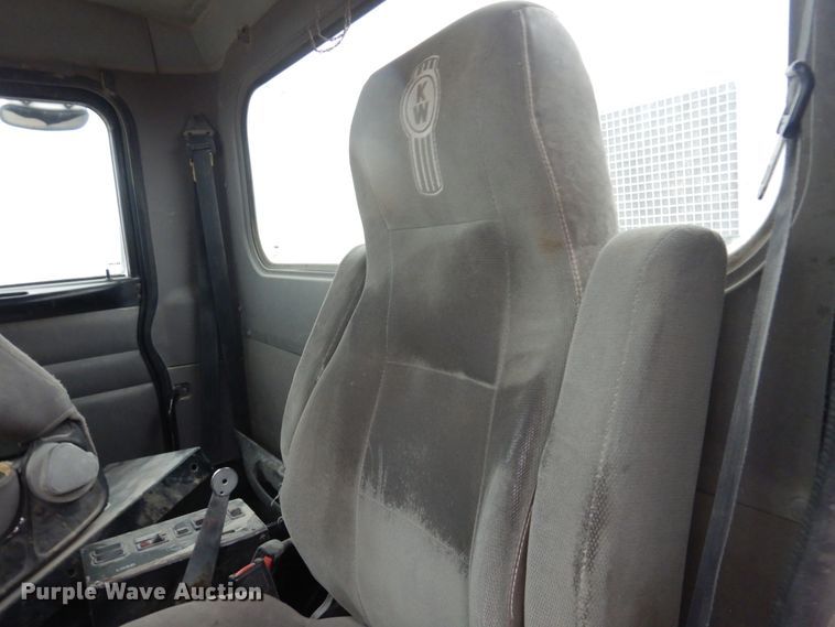 image for item DJ4818 2008 Peterbilt 340  ready mix truck