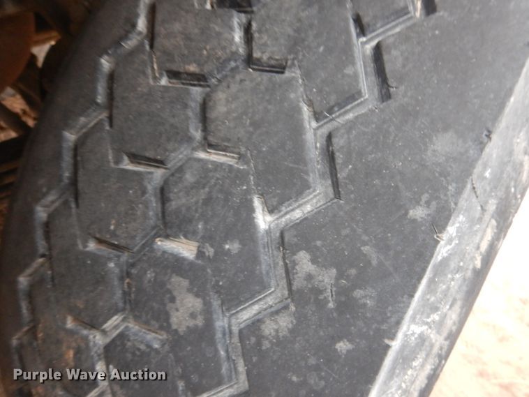 image for item DJ4818 2008 Peterbilt 340  ready mix truck