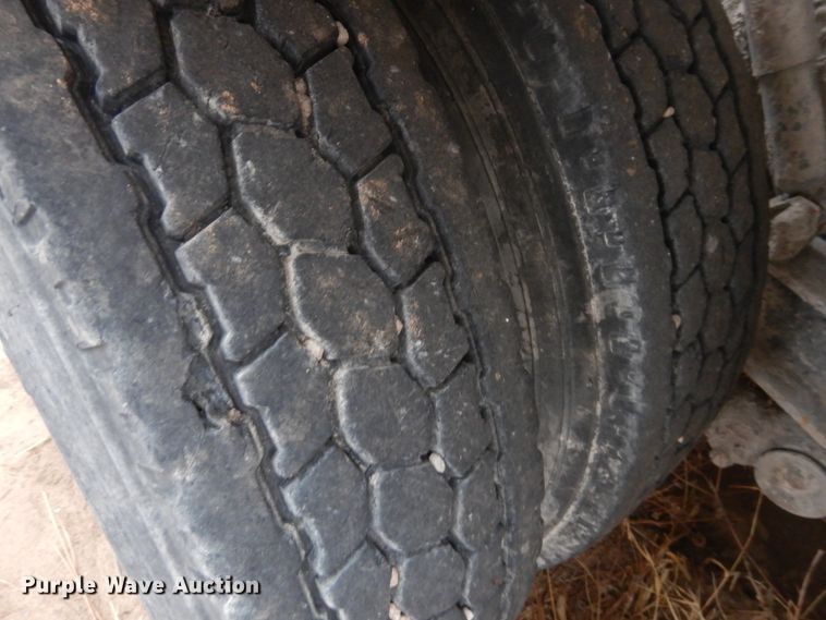 image for item DJ4818 2008 Peterbilt 340  ready mix truck