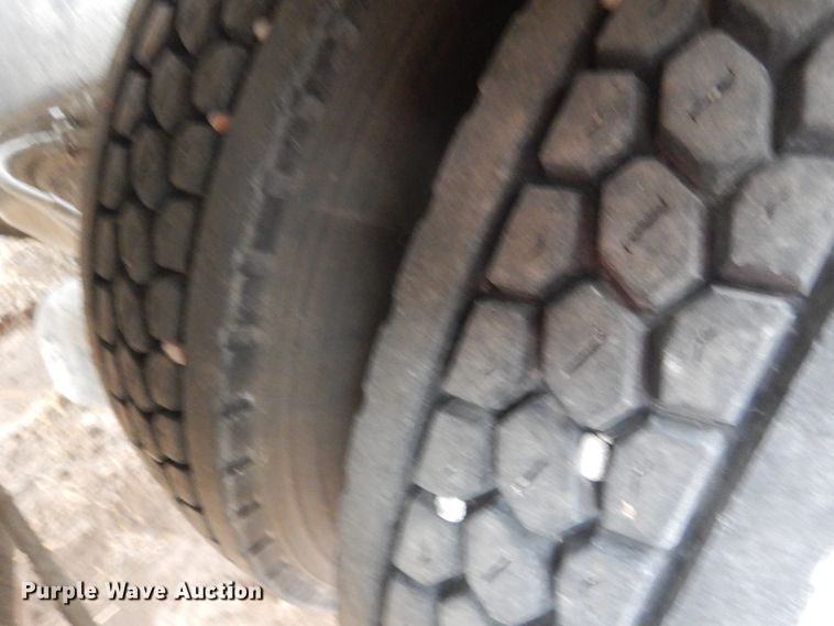 image for item DJ4818 2008 Peterbilt 340  ready mix truck