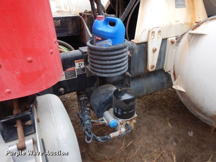 image for item DJ4819 2008 Peterbilt 340  ready mix truck