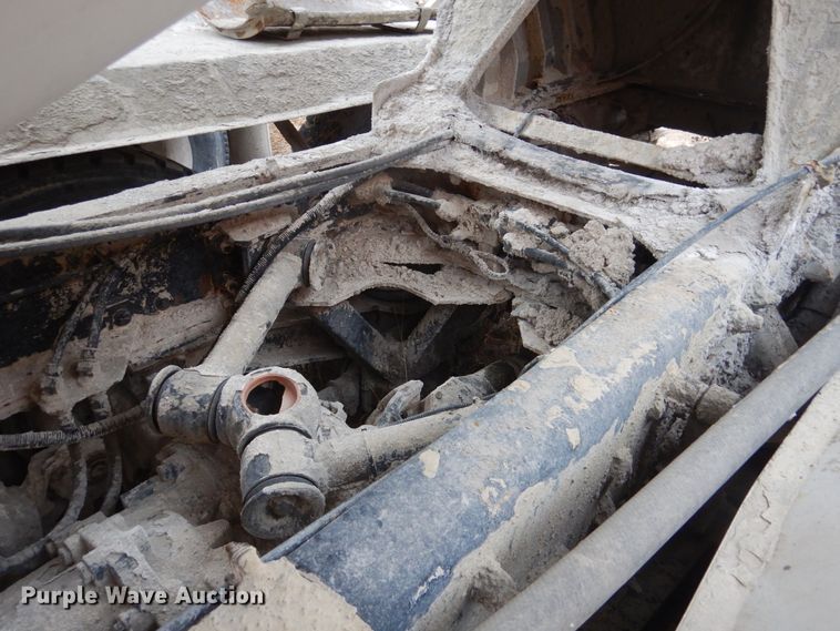 image for item DJ4819 2008 Peterbilt 340  ready mix truck