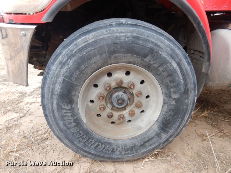 image for item DJ4819 2008 Peterbilt 340  ready mix truck