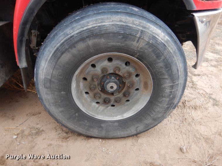 image for item DJ4819 2008 Peterbilt 340  ready mix truck