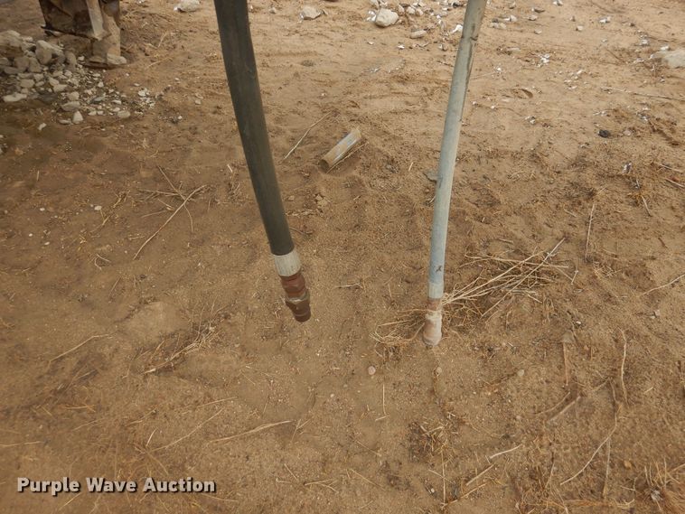 image for item DJ4840 2000 Kolberg Pioneer 4233HIS  roll crusher