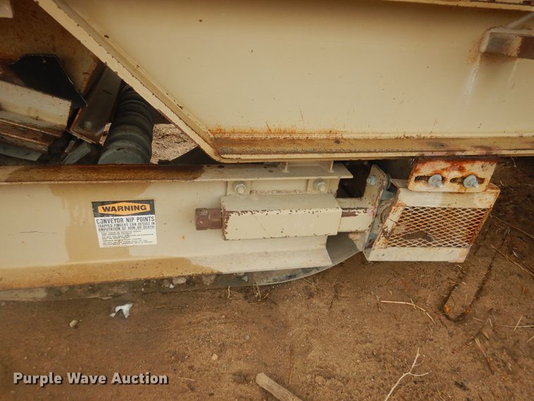 image for item DJ4840 2000 Kolberg Pioneer 4233HIS  roll crusher