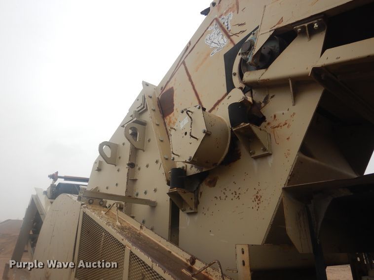 image for item DJ4840 2000 Kolberg Pioneer 4233HIS  roll crusher