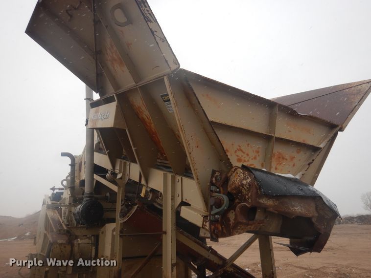 image for item DJ4840 2000 Kolberg Pioneer 4233HIS  roll crusher