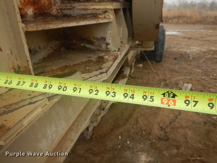 image for item DJ4840 2000 Kolberg Pioneer 4233HIS  roll crusher