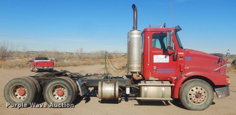 image for item DJ4848 2008 International 9200i  semi truck