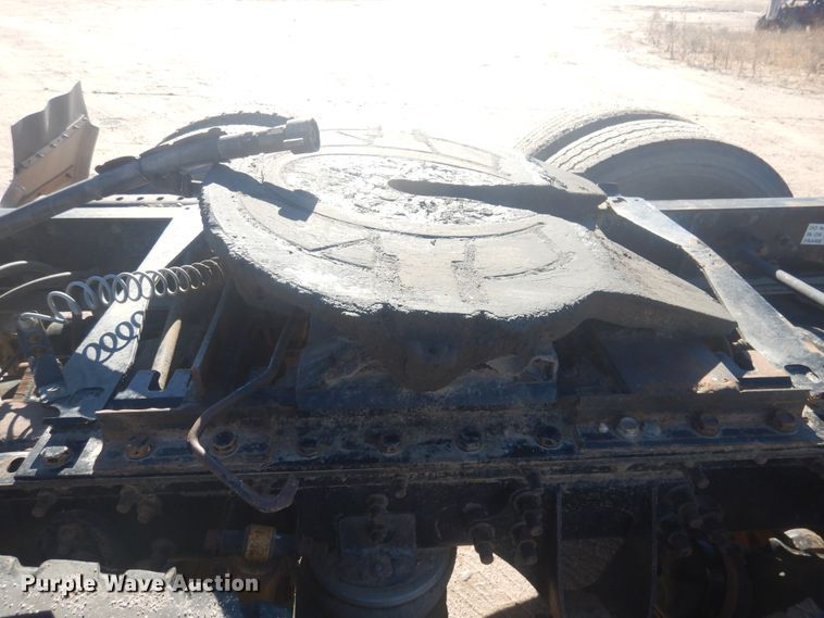 image for item DJ4848 2008 International 9200i  semi truck