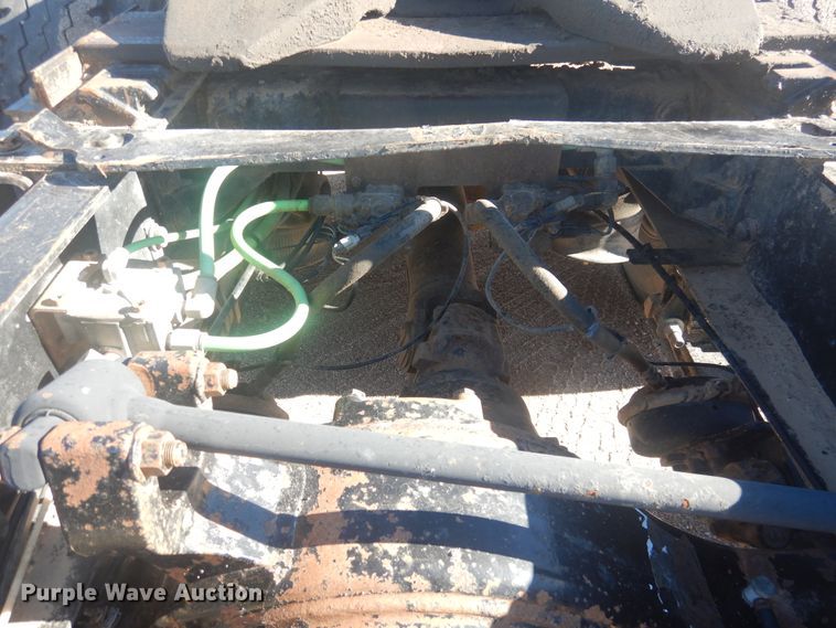 image for item DJ4848 2008 International 9200i  semi truck