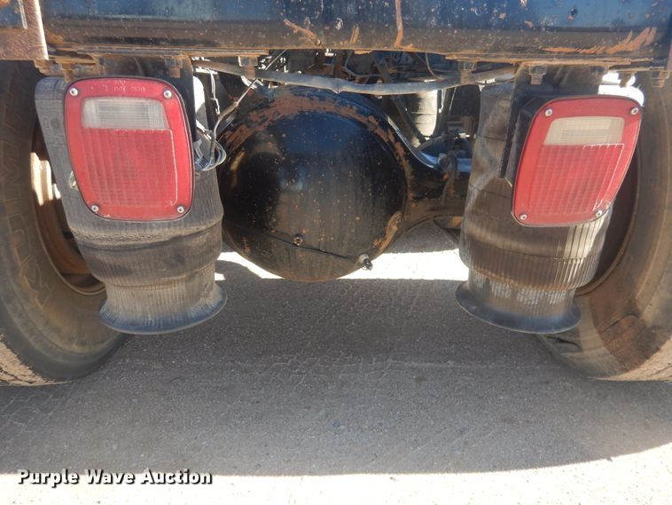 image for item DJ4848 2008 International 9200i  semi truck