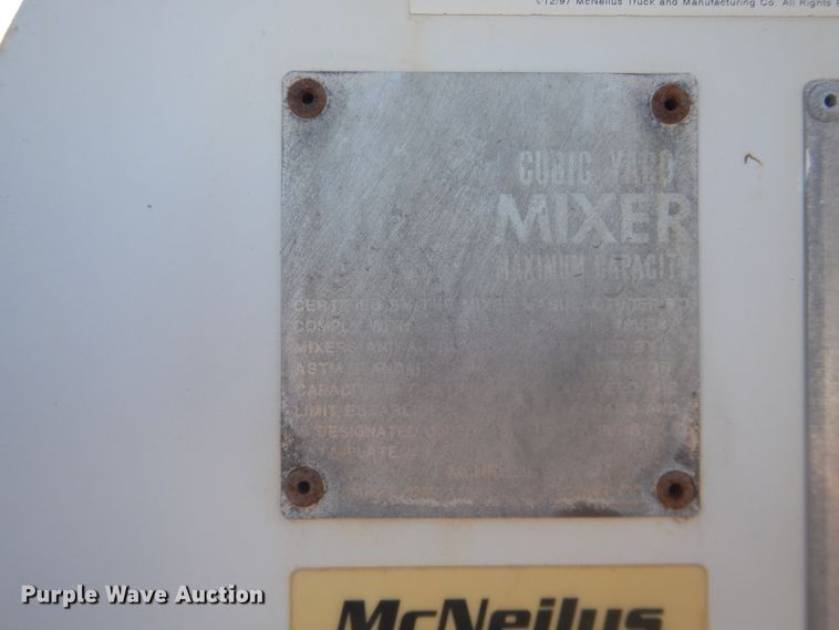 image for item DJ4853 1995 International 5000SFA  ready mix truck