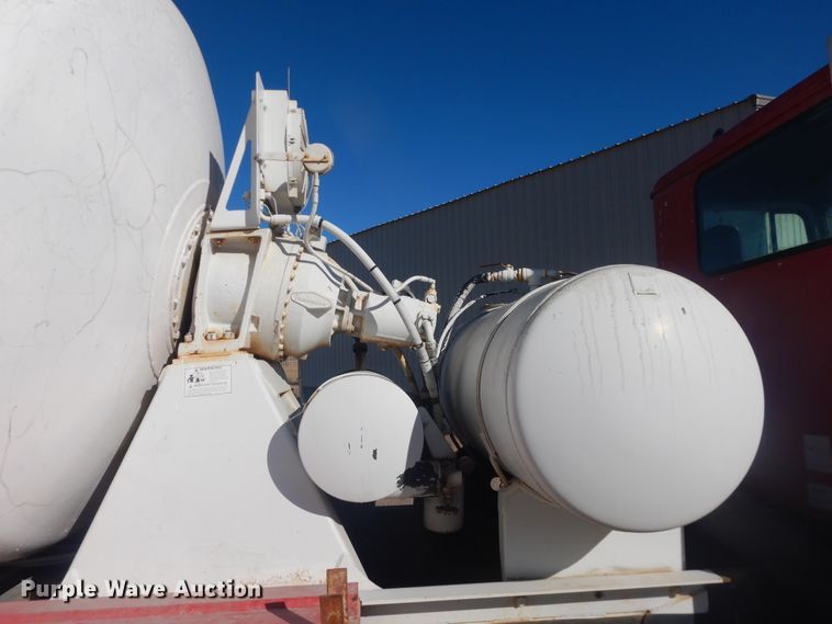 image for item DJ4853 1995 International 5000SFA  ready mix truck