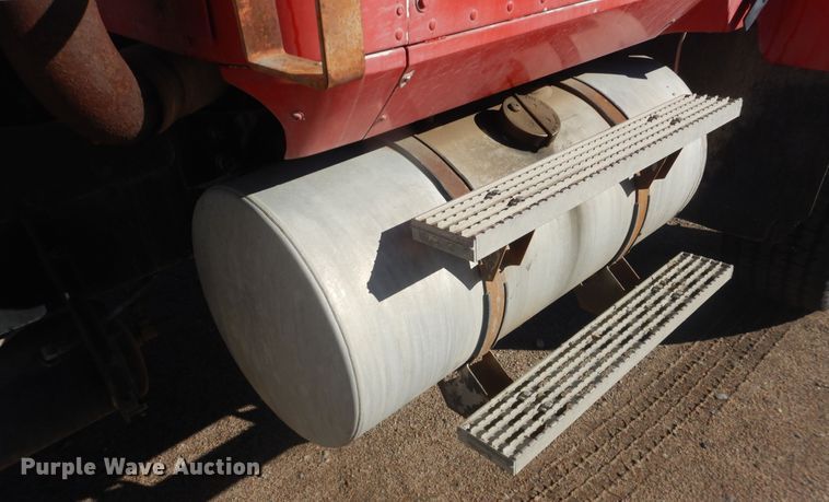 image for item DJ4853 1995 International 5000SFA  ready mix truck