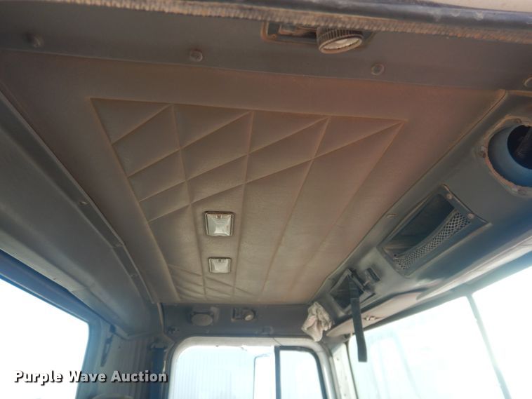 image for item DJ4853 1995 International 5000SFA  ready mix truck