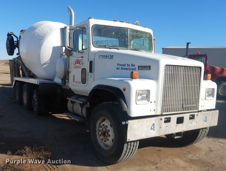 image for item DJ4854 1999 International 5000SFA  ready mix truck