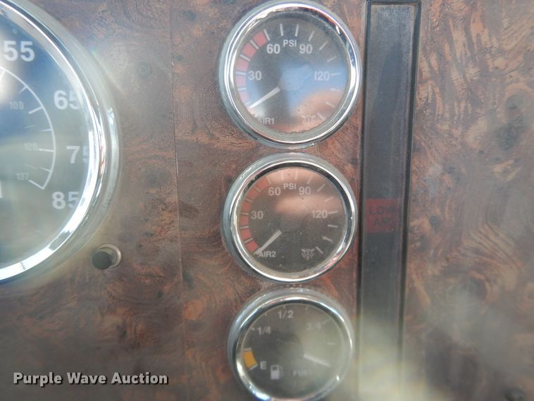 image for item DJ4854 1999 International 5000SFA  ready mix truck