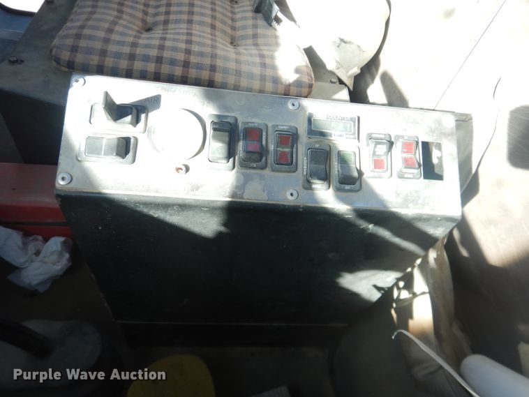 image for item DJ4854 1999 International 5000SFA  ready mix truck