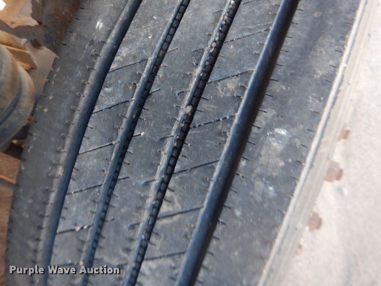 image for item DJ4854 1999 International 5000SFA  ready mix truck