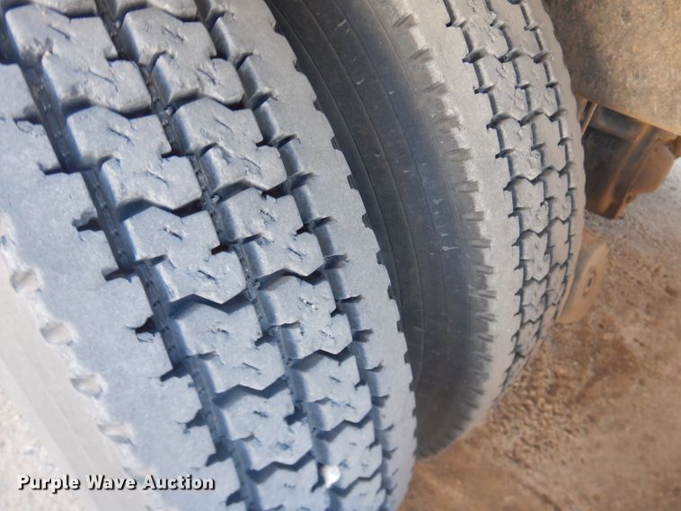 image for item DJ4854 1999 International 5000SFA  ready mix truck