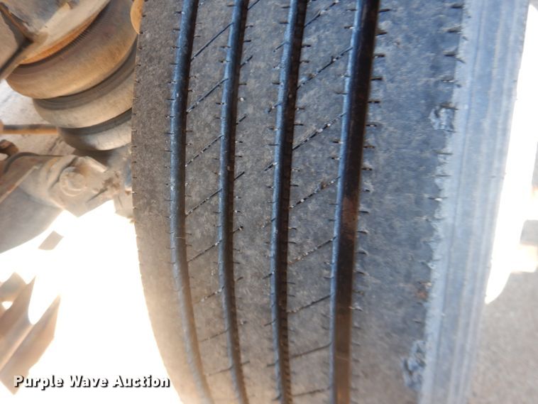 image for item DJ4854 1999 International 5000SFA  ready mix truck