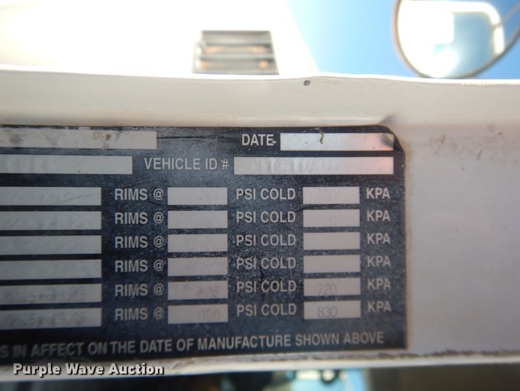 image for item DJ4854 1999 International 5000SFA  ready mix truck