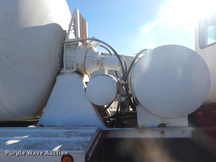 image for item DJ4855 1998 International 5000SFA  ready mix truck