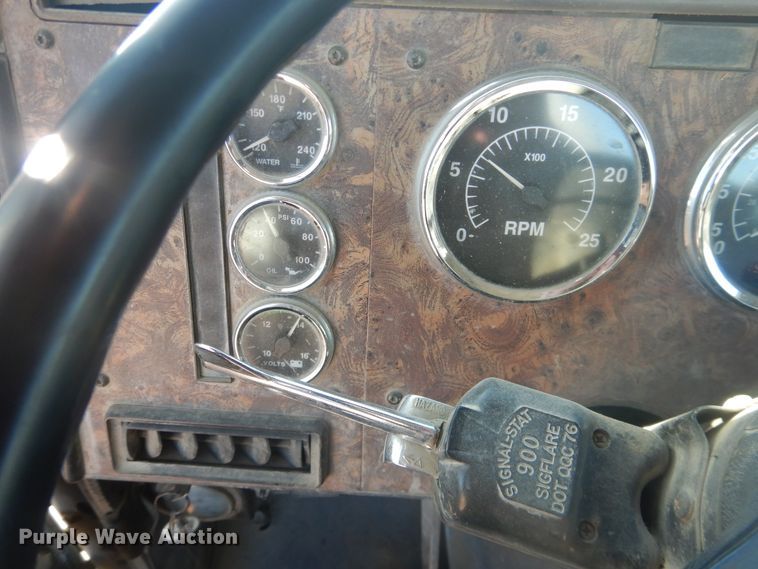 image for item DJ4855 1998 International 5000SFA  ready mix truck