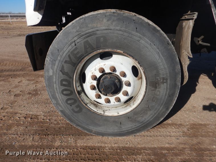 image for item DJ4855 1998 International 5000SFA  ready mix truck