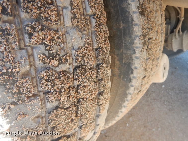 image for item DJ4855 1998 International 5000SFA  ready mix truck