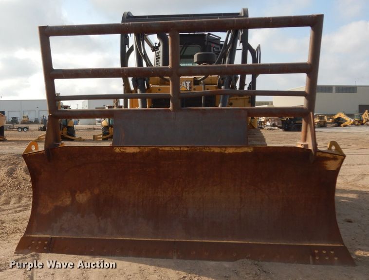 image for item DJ8159 2016 Caterpillar D6T XL  dozer