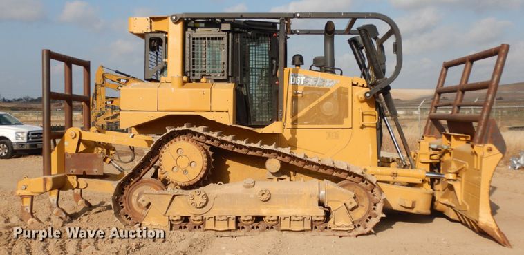 image for item DJ8159 2016 Caterpillar D6T XL  dozer