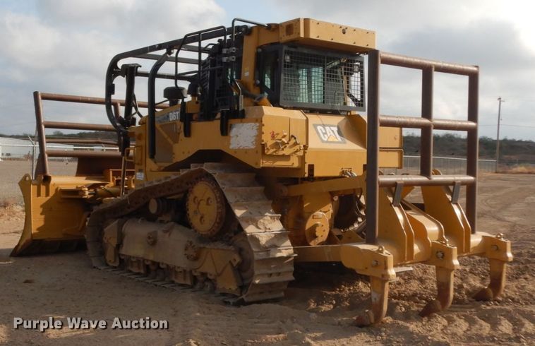 image for item DJ8159 2016 Caterpillar D6T XL  dozer