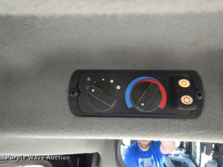 image for item DJ8159 2016 Caterpillar D6T XL  dozer