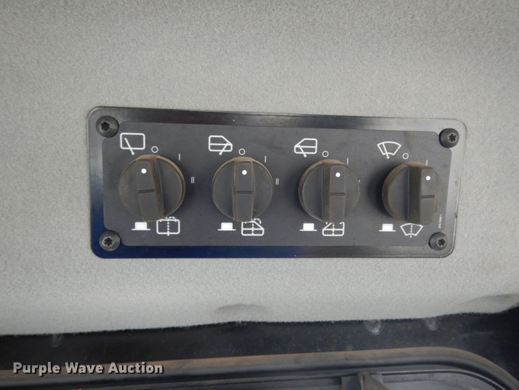 image for item DJ8159 2016 Caterpillar D6T XL  dozer