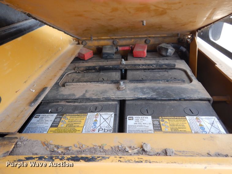 image for item DJ8159 2016 Caterpillar D6T XL  dozer