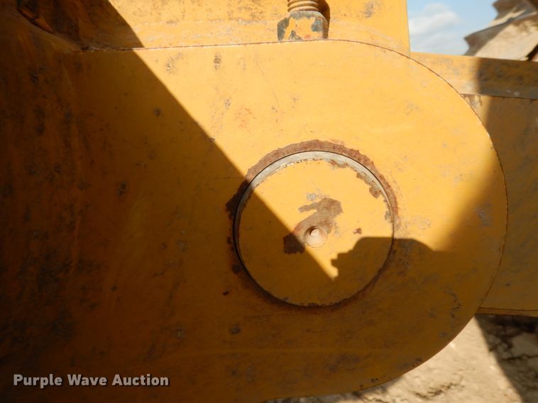 image for item DJ8159 2016 Caterpillar D6T XL  dozer