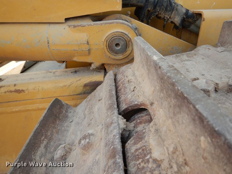 image for item DJ8159 2016 Caterpillar D6T XL  dozer