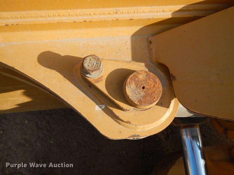 image for item DJ8159 2016 Caterpillar D6T XL  dozer