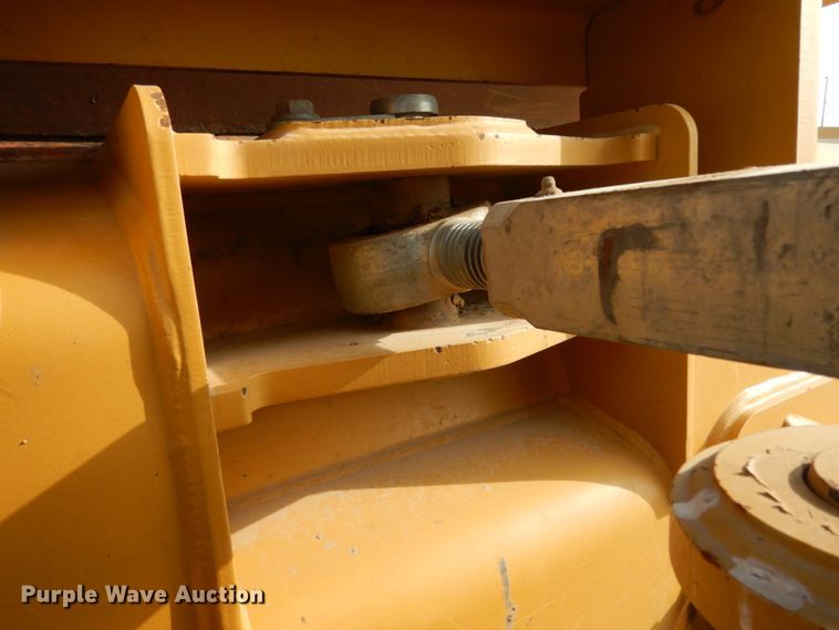 image for item DJ8159 2016 Caterpillar D6T XL  dozer