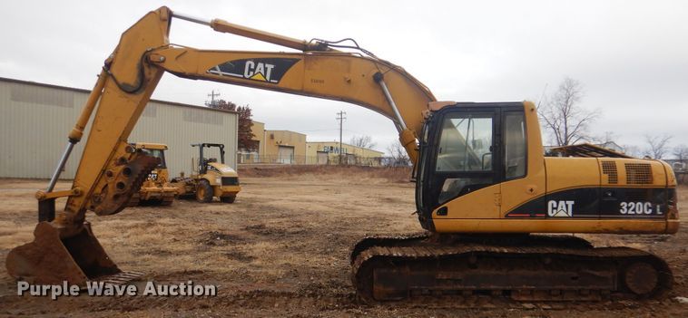 image for item DJ8582 2006 Caterpillar 320L  excavator
