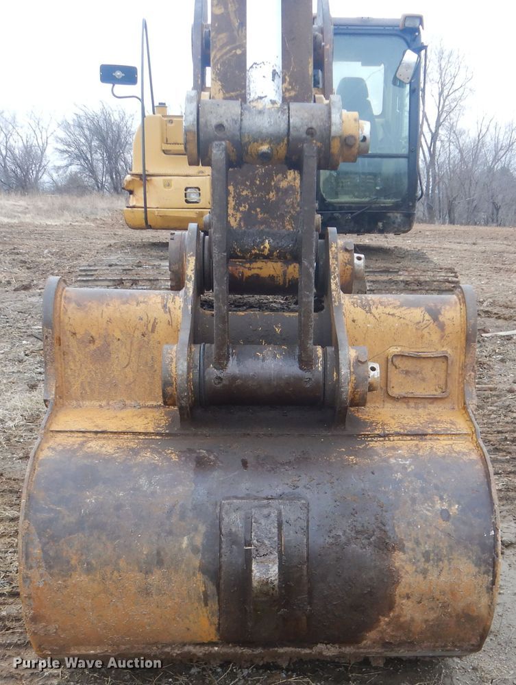image for item DJ8582 2006 Caterpillar 320L  excavator