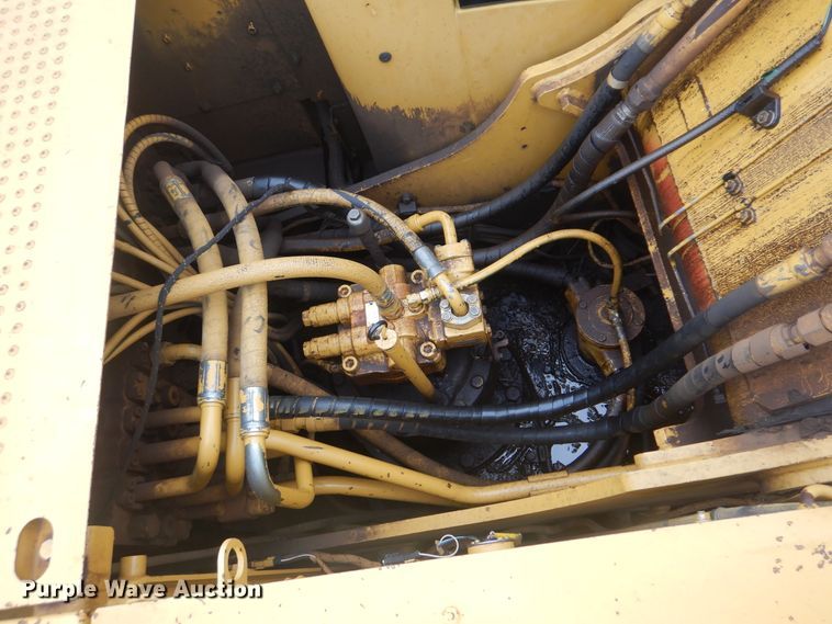 image for item DJ8582 2006 Caterpillar 320L  excavator